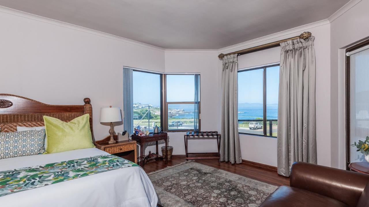 Ocean View @ Hermanus Villa Buitenkant foto